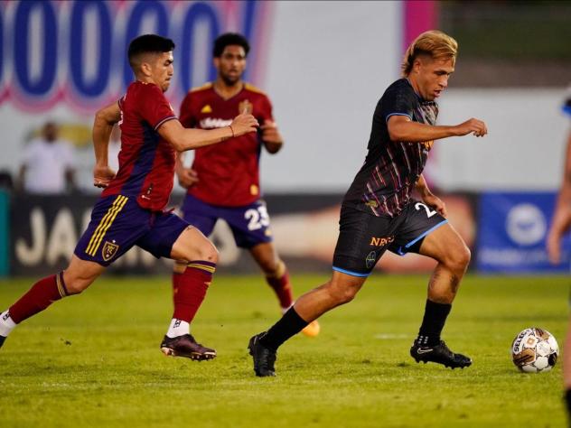 Las Vegas Lights FC's Andres Jimenez in action