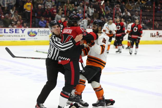 Cincinnati Cyclones' Cody Caron Takes on Fort Wayne Komets' Matt Alvaro