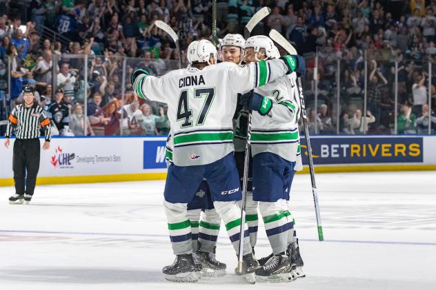 Seattle Thunderbirds celebrate a goal