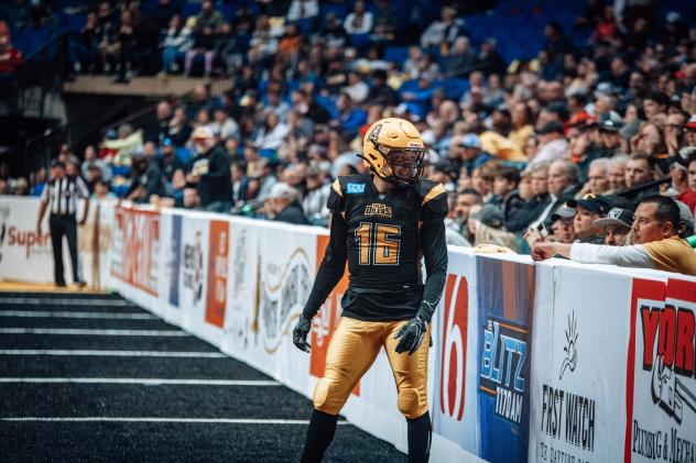 Tulsa Oilers wide receiver Tyler Jones