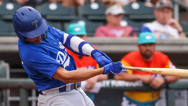 Tulsa Drillers' Diego Cartaya at bat