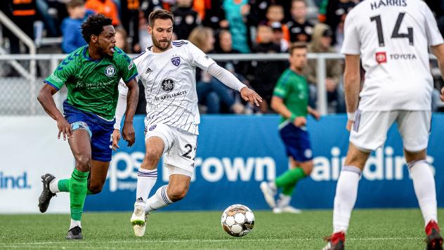 Louisville City FC battles the Hartford Athletic