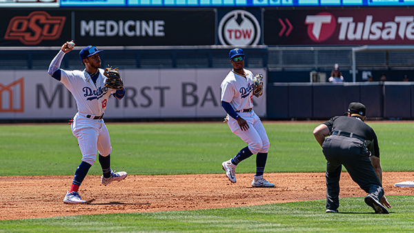 Jorbit Vivas of the Tulsa Drillers fields a ground ball