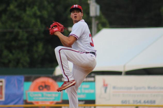 Mississippi Braves' Alan Rangel in action