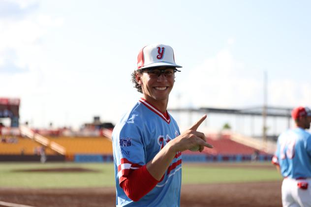 Florence Y'alls left fielder Marcos Castillo