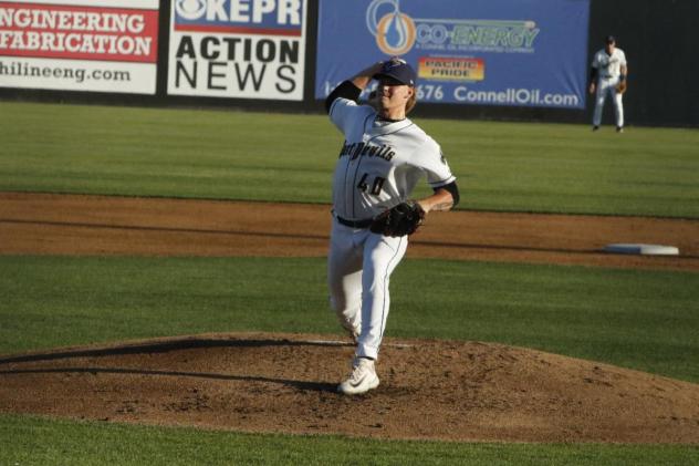 Tri-City Dust Devils' Caden Dana on the mound