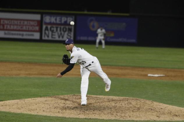 Tri-City Dust Devils' Jose Salvador on the mound