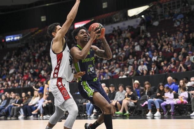 Niagara River Lions versus Ottawa BlackJacks