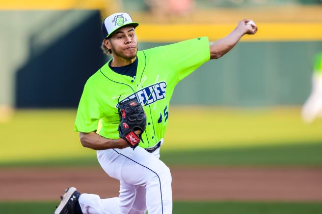 Columbia Fireflies pitcher Oscar Rayo