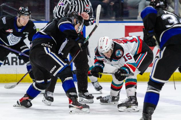 Kelowna Rockets battle the Victoria Royals