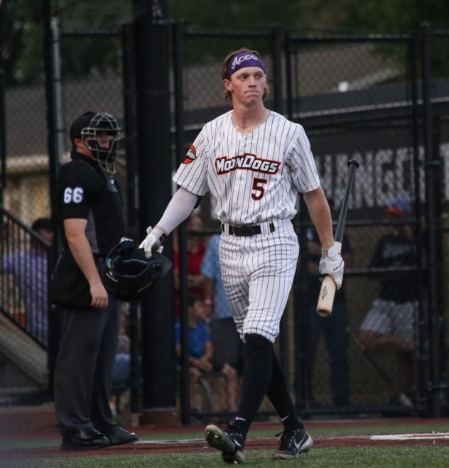 Mankato MoonDogs outfielder Ty Rumsey