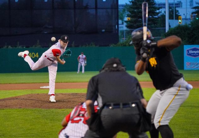Ottawa Titans' Brooks Walton on the mound