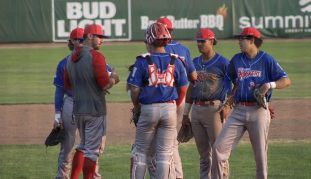 Green Bay Rockers talk on the mound
