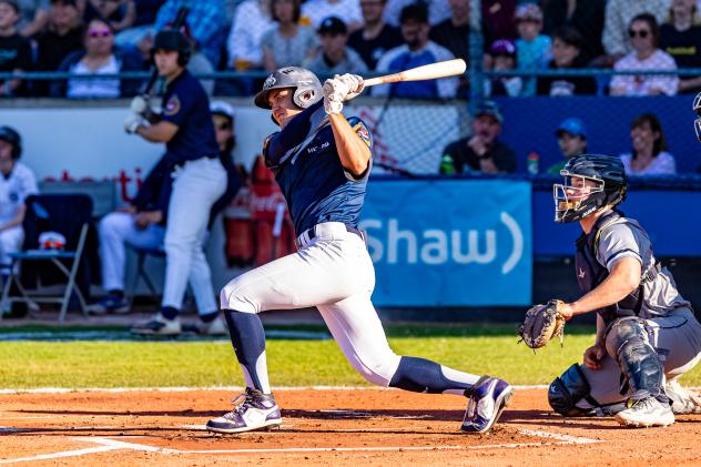 Victoria HarbourCats Dallas Macias at bat