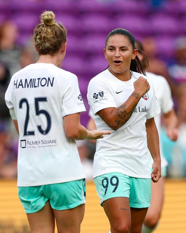 Kansas City Current midfielder Debinha