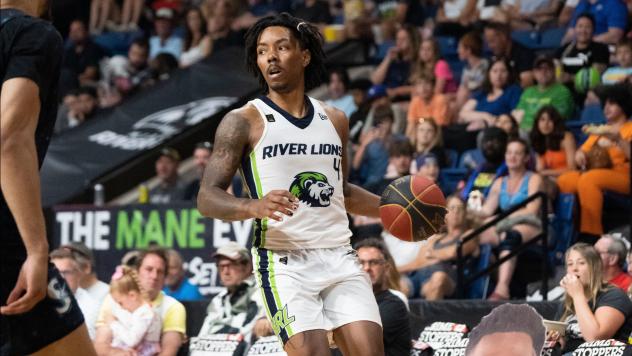 Niagara River Lions guard Khalil Ahmad