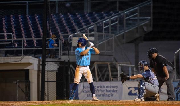 Fond du Lac Dock Spiders' Travis Strickler at bat