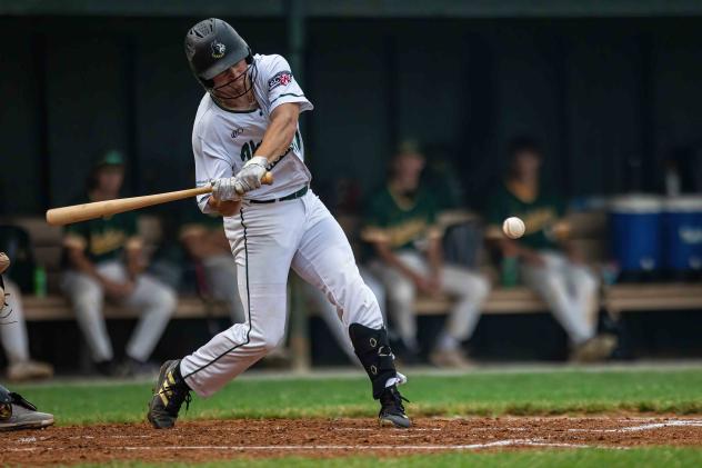 Vermont Mountaineers' Jack Renwick at bat