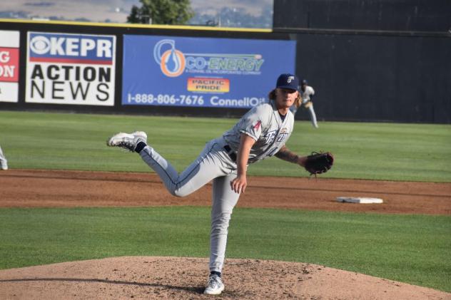 Tri-City Dust Devils pitcher Caden Dana