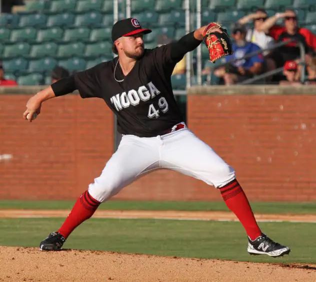 Pitcher Graham Ashcraft with the Chattanooga Lookouts