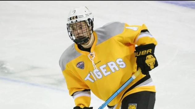 Defenseman Bryan Yoon with Colorado College