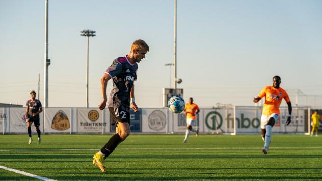 Richmond Kickers battle the Northern Colorado Hailstorm