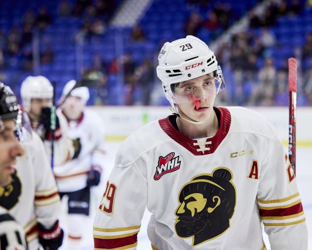 Vancouver Giants forward Samuel Honzek