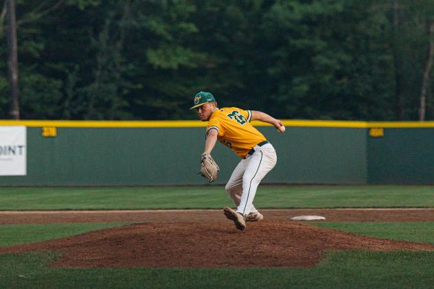 Sanford Mainers' Chris Gallagher on the mound