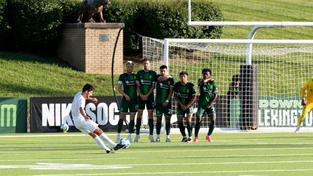 Richmond Kickers and Lexington SC on the field