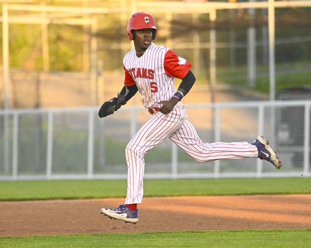 Ottawa Titans' Austin Davis in action