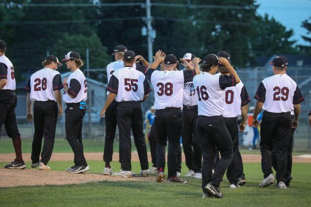 Wisconsin Rapids Rafters celebrate win