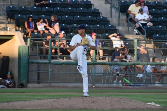 Tri-City Dust Devils' Sammy Natera, Jr. on the mound