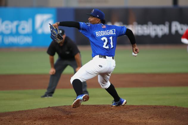 Biloxi Shuckers pitcher Carlos Rodriguez