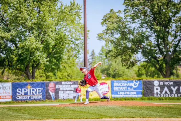 St. Cloud Rox' Ryan Chmielewski on the mound