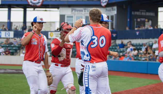 Green Bay Rockers exchange high fives