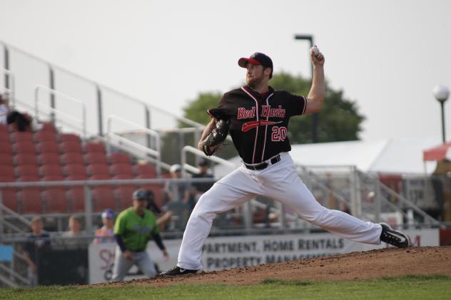 Fargo-Moorhead RedHawks' Kevin McGovern on the mound