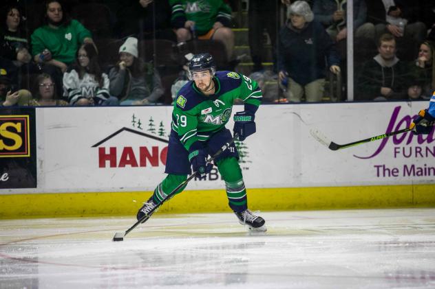 Maine Mariners forward Chase Zieky