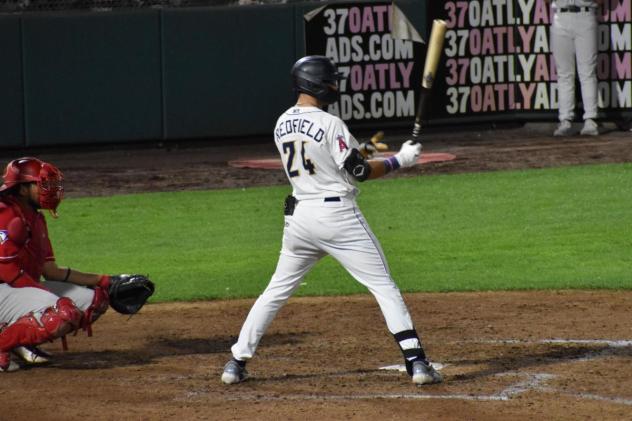 Tri-City Dust Devils center fielder Joe Redfield