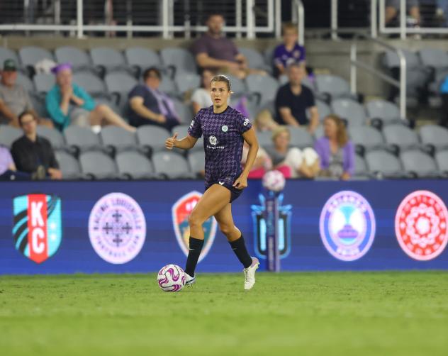 Racing Louisville FC midfielder Jordan Baggett