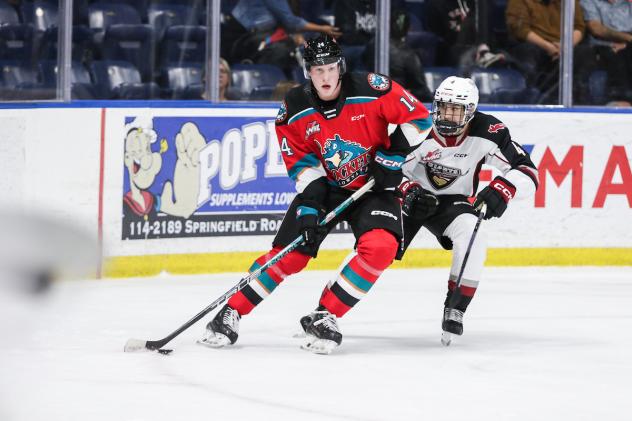 Kelowna Rockets battle the Vancouver Giants