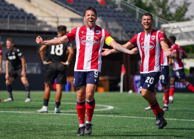 Atlético Ottawa captain Carl Haworth