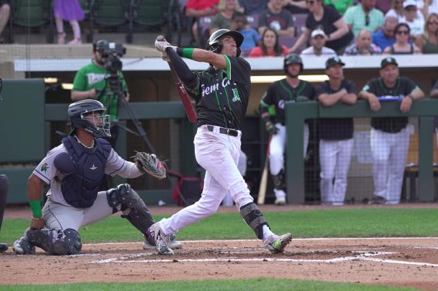 Dayton Dragons shortstop Edwin Arroyo