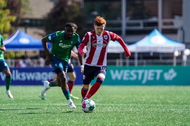 Atlético Ottawa midfielder Ollie Bassett vs. York United