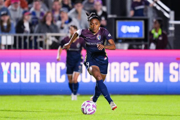 North Carolina Courage forward Kerolin Nicoli