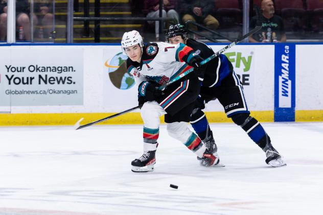Kelowna Rockets left wing Max Graham