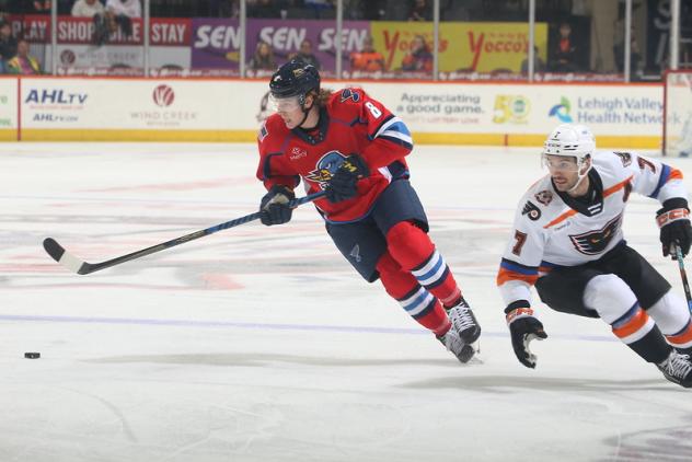 Springfield Thunderbirds forward Adam Gaudette