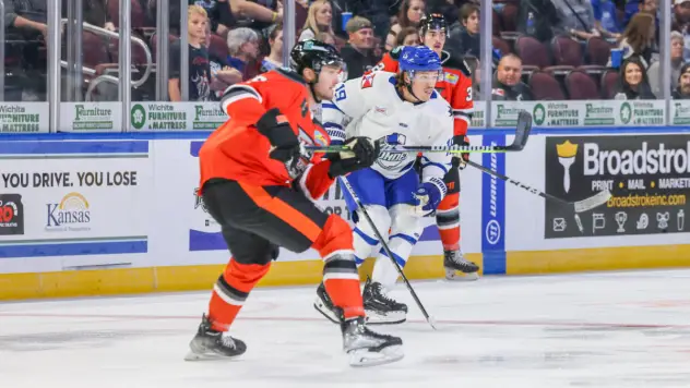 Wichita Thunder vs. the Kansas City Mavericks