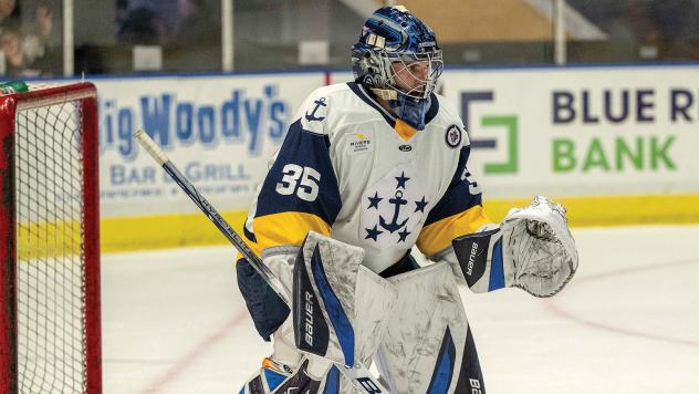 Norfolk Admirals goaltender Thomas Milic