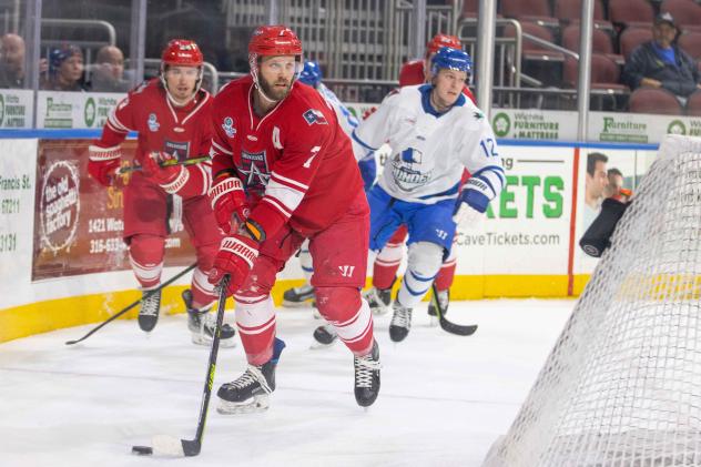 Allen Americans forward Colton Hargrove vs. the Wichita Thunder