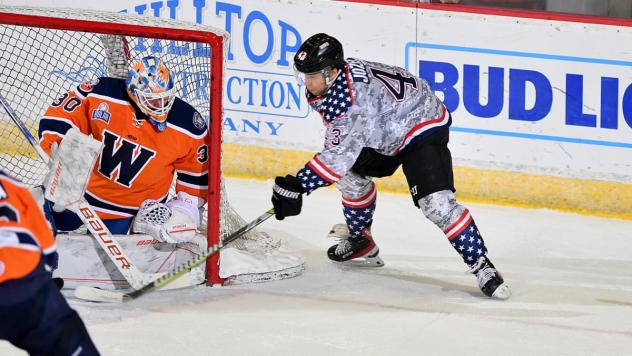 Worcester Railers' Tristan Lennox battles Adirondack Thunder's Grant Jozefek